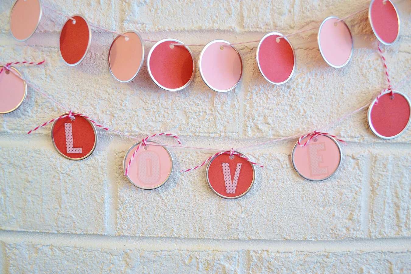 valentines day garland 7