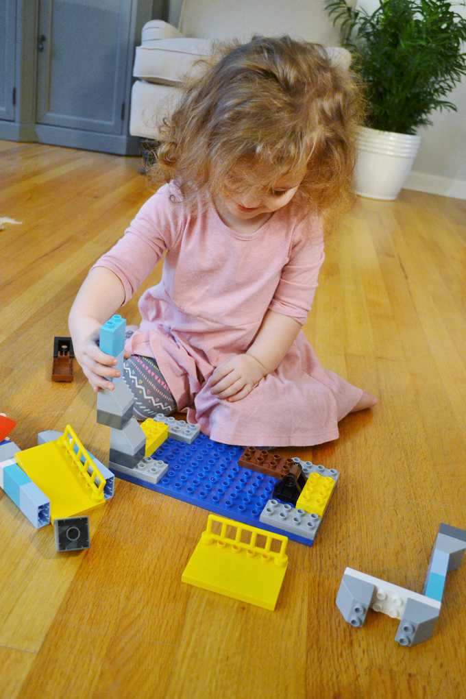 Encouraging Imaginative Play
