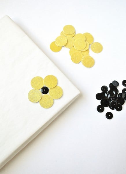 sunflowers gift wrap