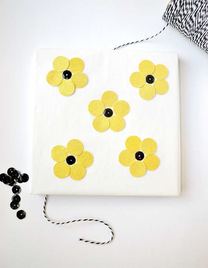 sunflowers gift wrap