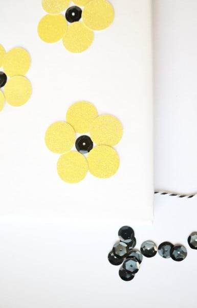 sunflowers gift wrap