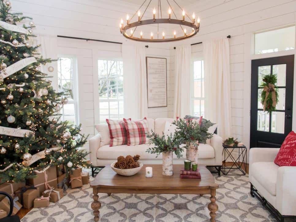 Farmhouse Christmas Decor 3