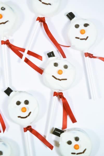 snowman oreo pops