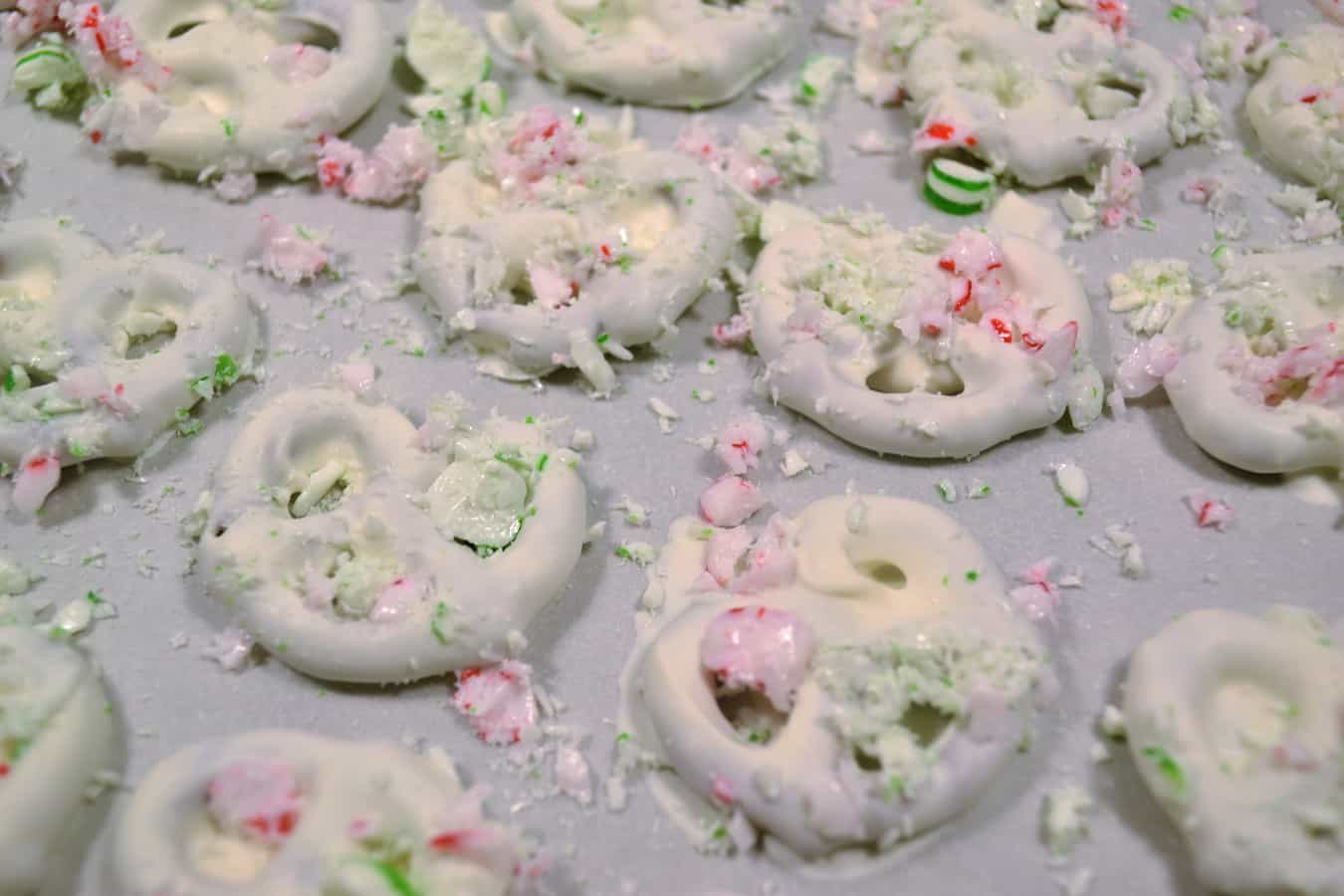 white chocolate peppermint pretzels 5