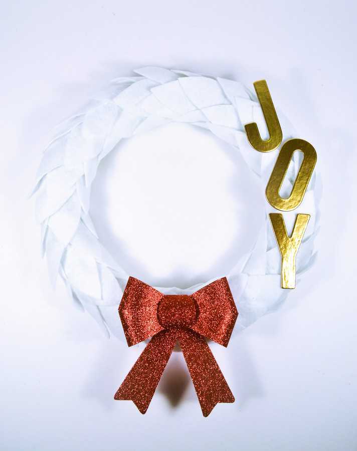 How to Make a Christmas Wreath 2