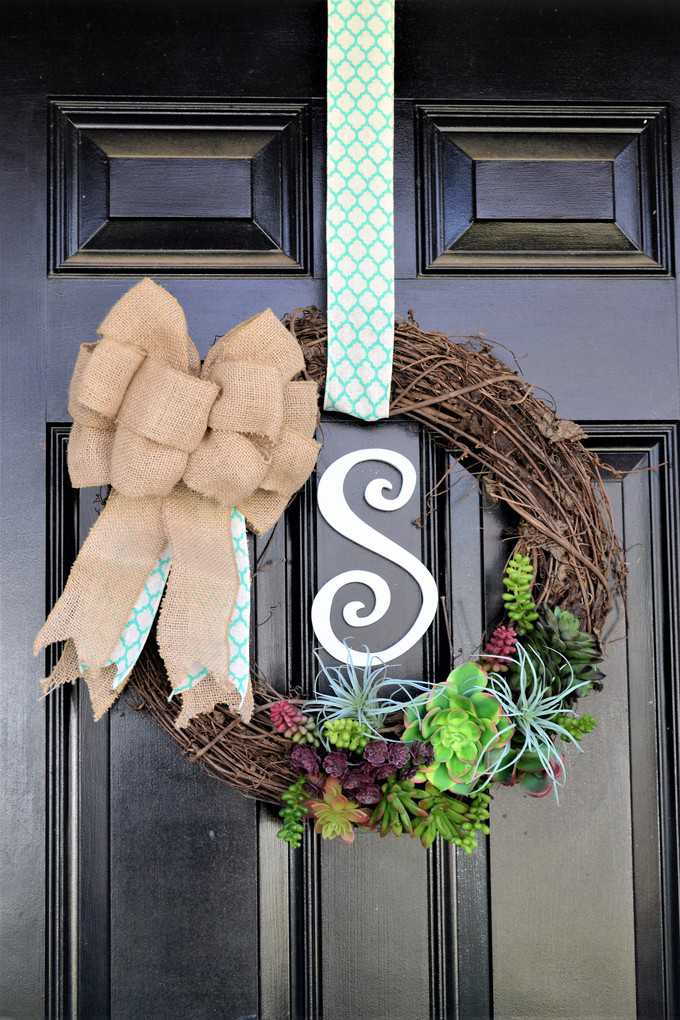 Succulent Wreath 10