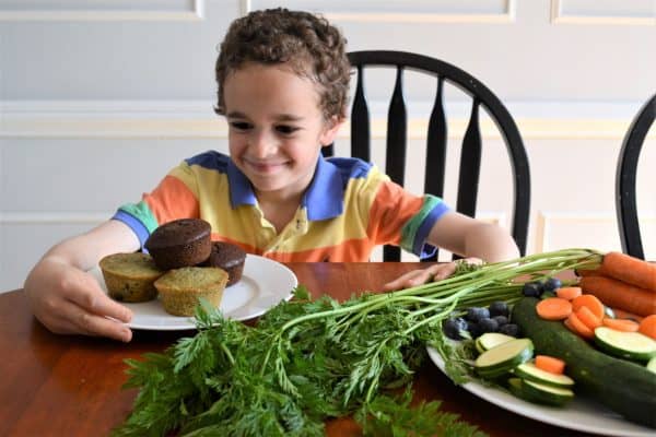 kids eat veggies