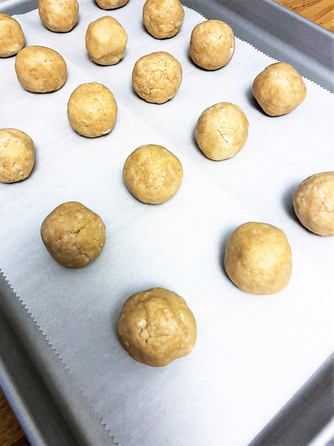 christmas peanut butter balls 6