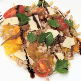 spaghetti squash with farro, tomatoes and balsamic 3