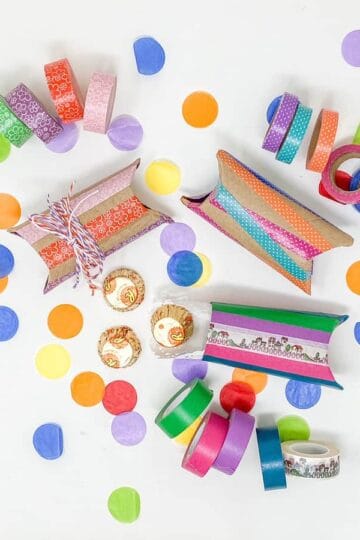 diy pillow box out of toilet paper rolls