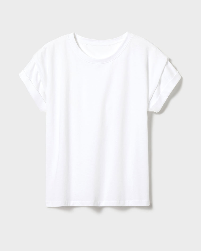 white tshirt
